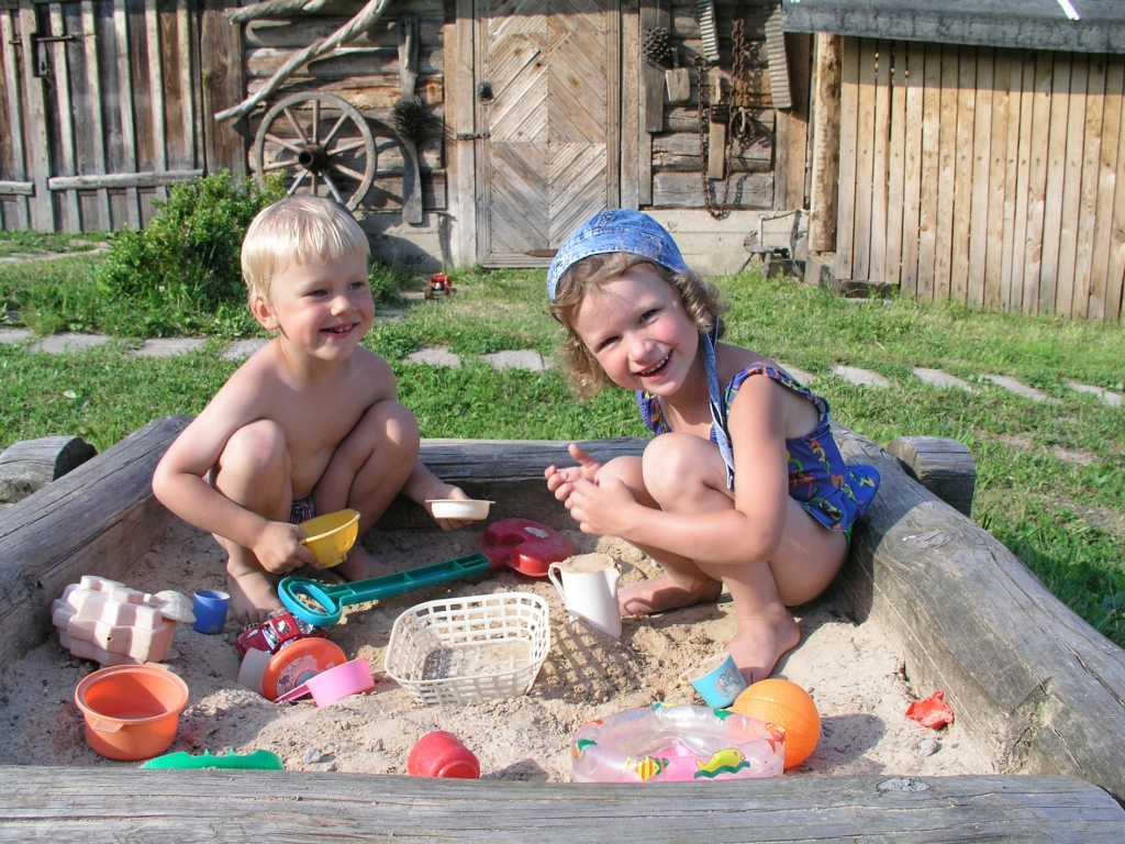 Малыши голопопики фото